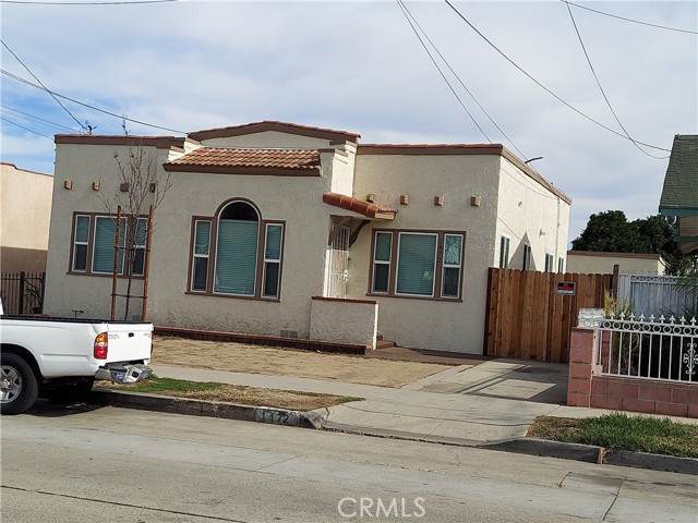 1472 Cerritos Avenue - Photo 1