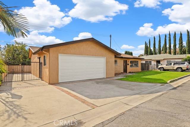 4219 Muscatel Avenue - Photo 1