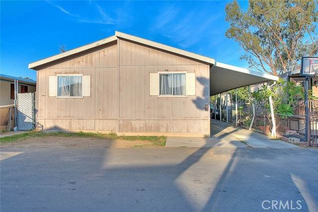 10701 Cedar - Photo 1