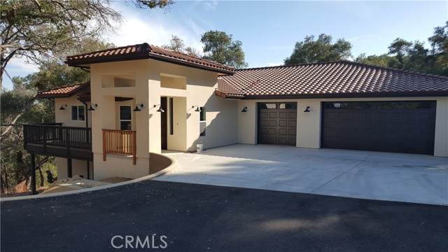 2125 San Fernando Road - Photo 1