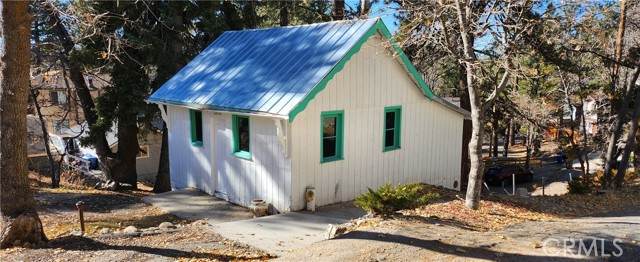 33096 Keller Drive - Photo 1