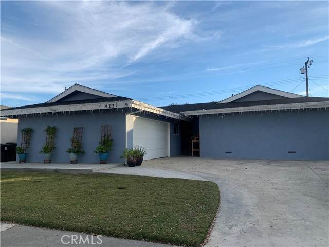 4230 Hill Avenue - Photo 1