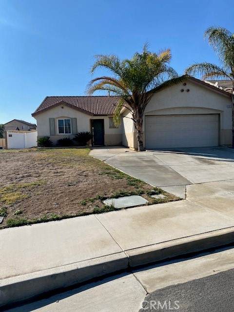 2820 Lake View Drive - Photo 1