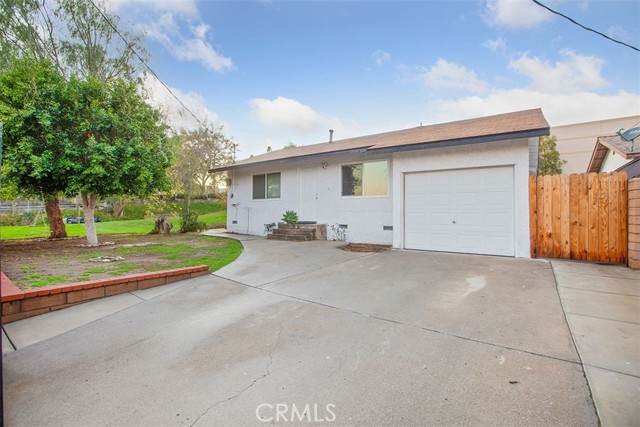 15759 Kadota Street - Photo 1