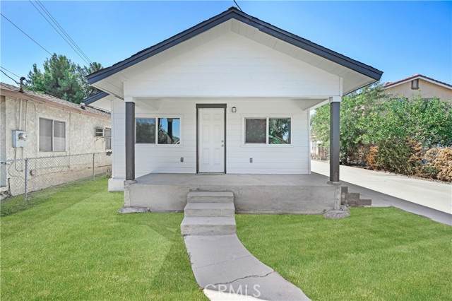 554 Roberds Avenue - Photo 1