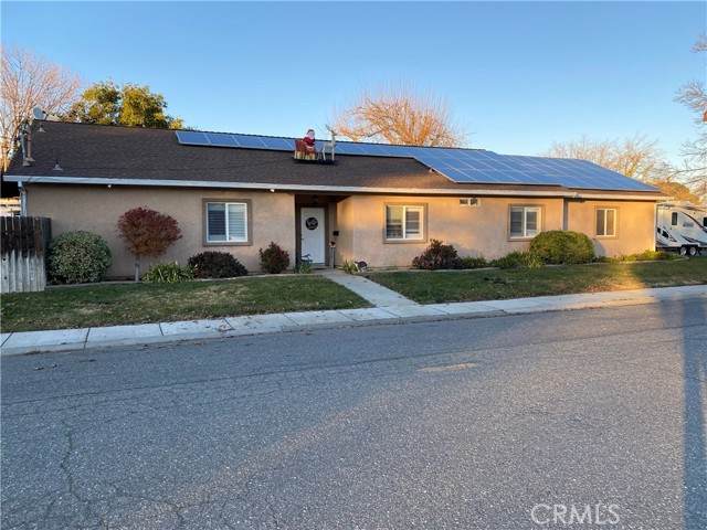 1035 Walnut Street - Photo 1