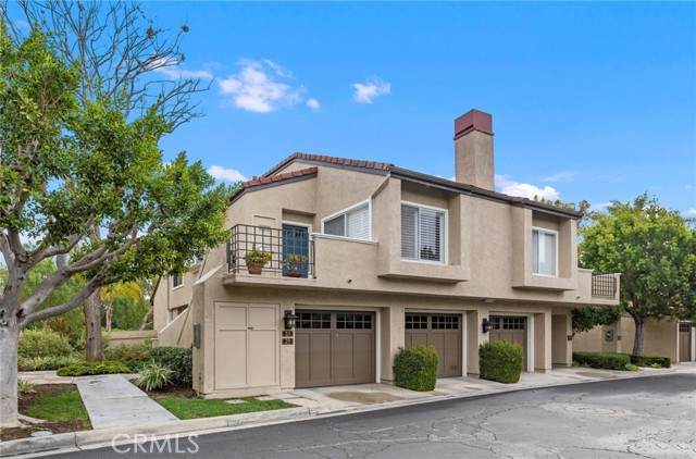 29 Stanford Ct # 93 - Photo 1