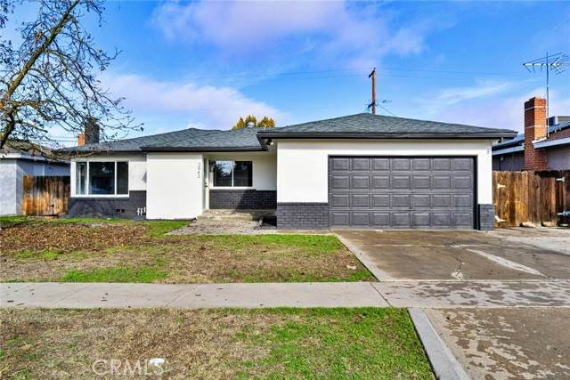 3943 Bellaire Way - Photo 1