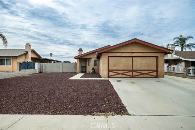 15647 Pine Avenue - Photo 1