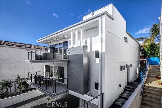 827 15th Street - Photo 1