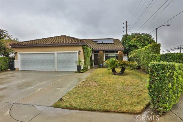 10040 Susan Avenue - Photo 1