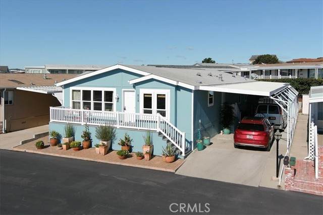 824 Kingsbury - Photo 1