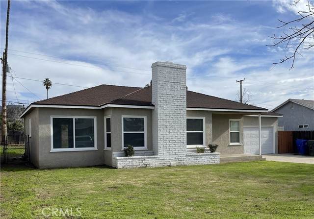 4493 Pershing Avenue - Photo 1