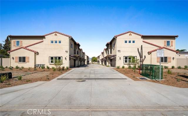 961 Phillips Boulevard - Photo 1