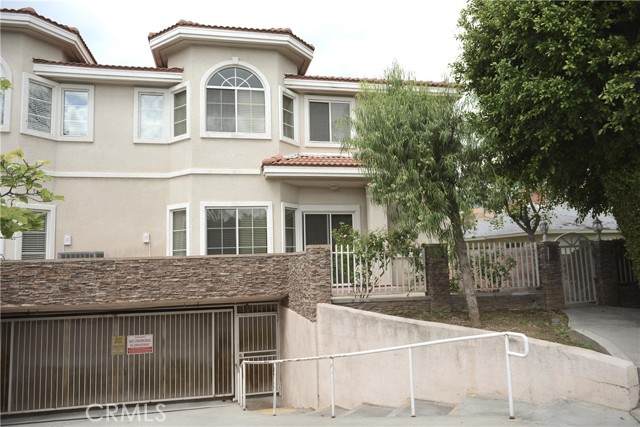 627 Fairview Avenue - Photo 1