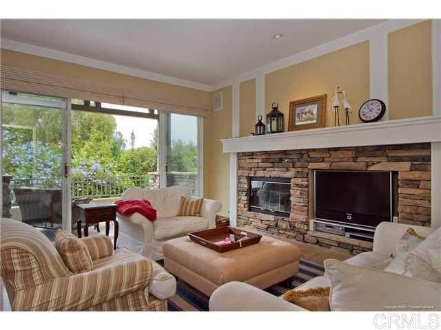 836 Cedros Avenue - Photo 1