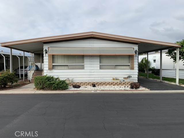 300 Rampart Street - Photo 1
