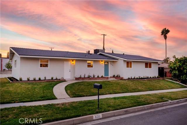 620 Hibiscus Drive - Photo 1
