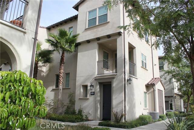 860 Iris Way - Photo 1
