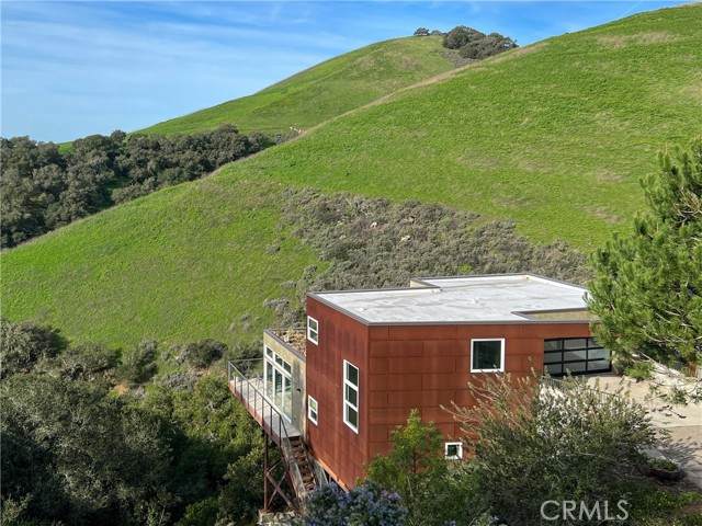 981 Longview - Photo 1