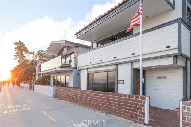 616 Oceanfront - Photo 1