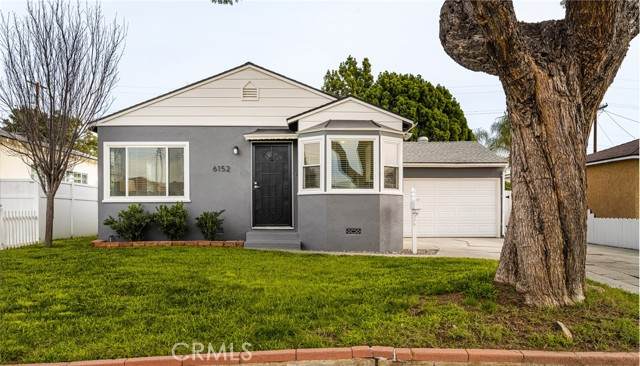 6152 Coldbrook Avenue - Photo 1