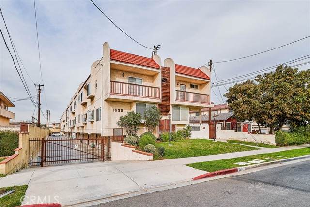 1539 158th Street - Photo 1