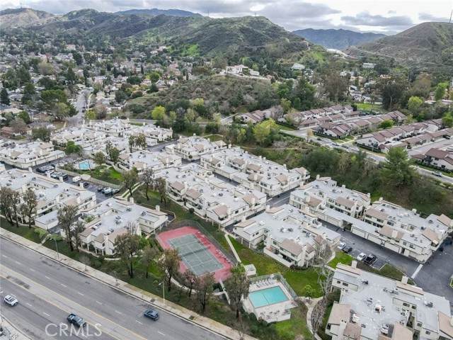 10508 Sunland Boulevard - Photo 1