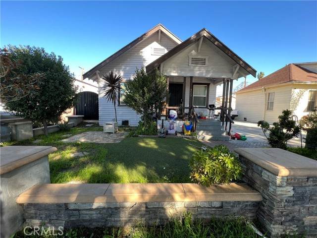 215 Ellis Street - Photo 1