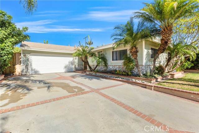 4811 Myra Avenue - Photo 1