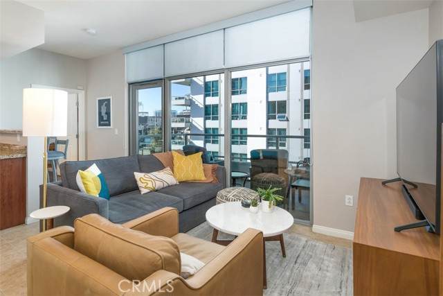 206 Park Boulevard - Photo 1
