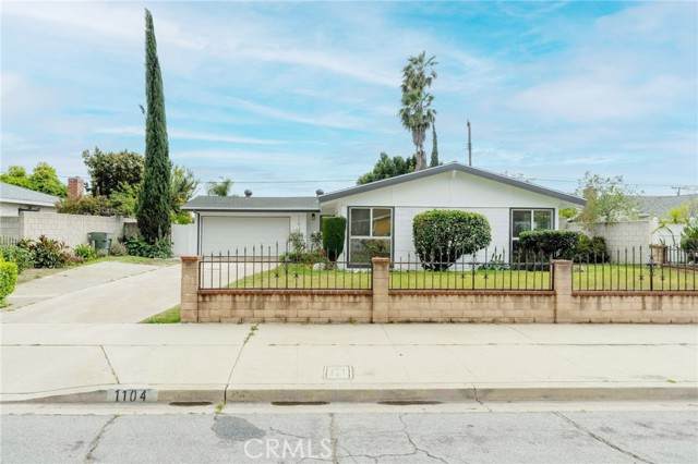 1104 Del Norde Avenue - Photo 1