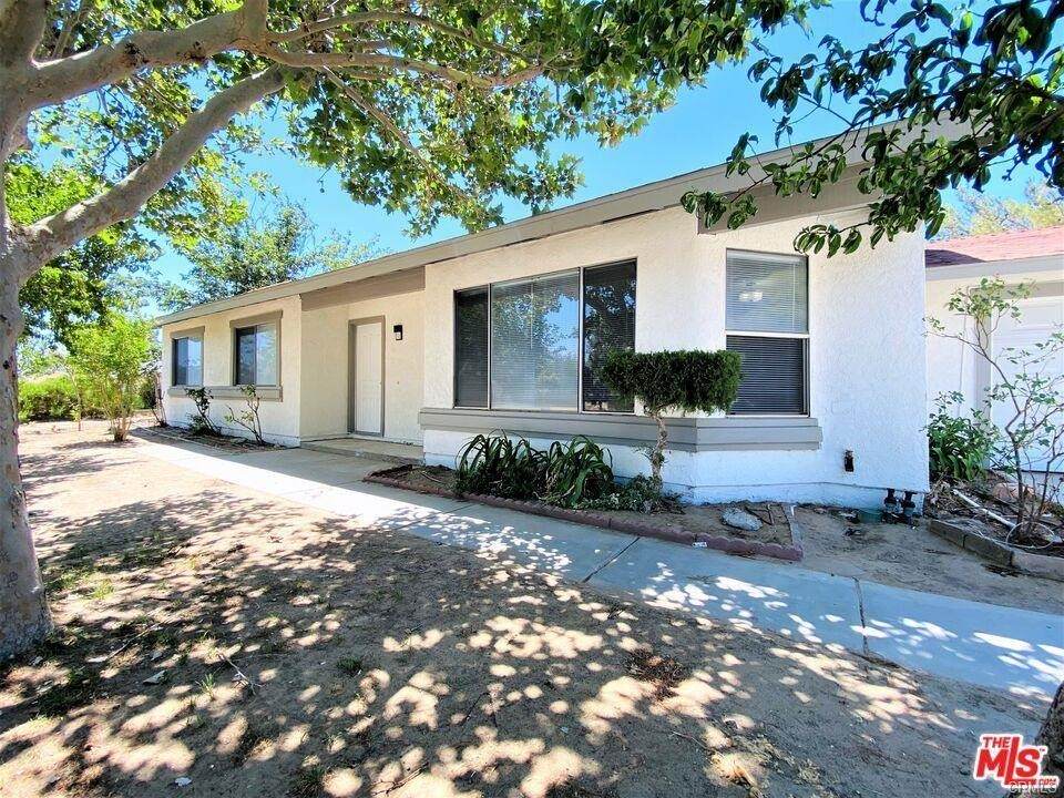 16716 Stagecoach Avenue - Photo 1