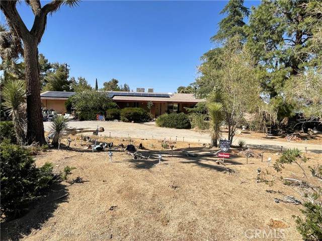 56814 Ivanhoe Drive - Photo 1