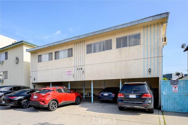 208 Chevy Chase Drive - Photo 1