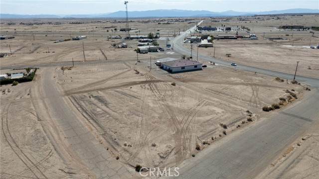 2121 Salton Arena - Photo 1