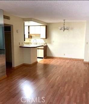 564 Bellflower Boulevard - Photo 1