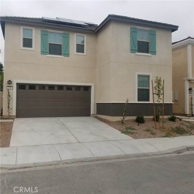 938 Jasmine Way - Photo 1