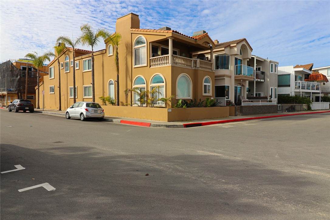 1801 Bay Avenue - Photo 1