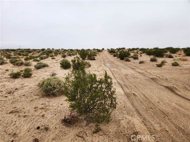 3 Near Fairview - Photo 1