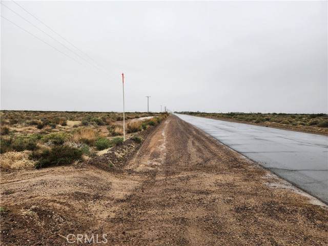 45252 Fairview - Photo 1