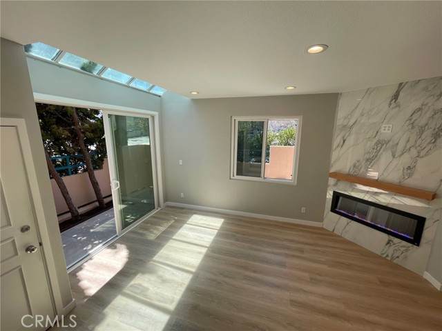 436 Spruce Avenue - Photo 1