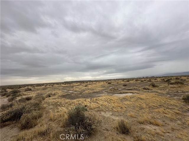 48 Ave E-2 - Photo 1
