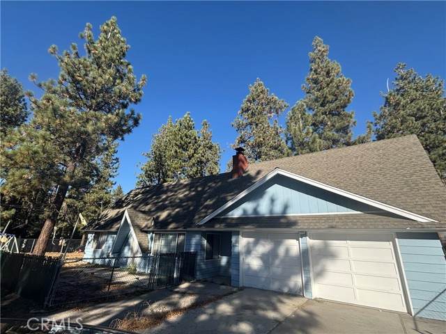 200 Country Club Boulevard - Photo 1