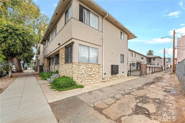626 Chestnut Avenue - Photo 1