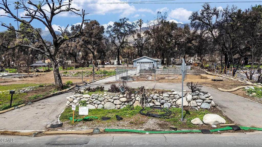 369 E Altadena Dr - Photo 1