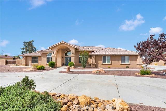 19501 Kinai Road - Photo 1