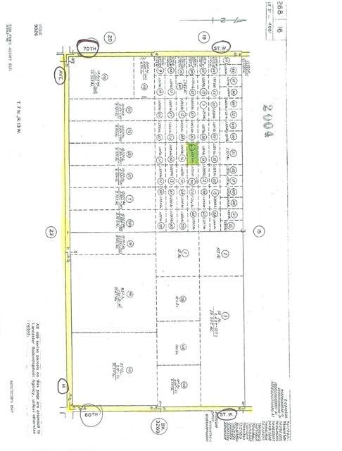 70 Avenue H - Photo 1
