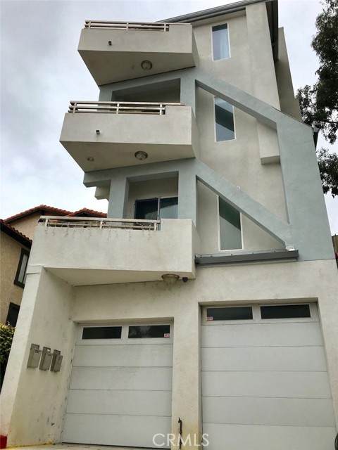 408 Avenida Santa Barbara - Photo 1