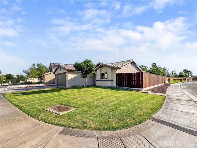 275 Eunice Circle - Photo 1